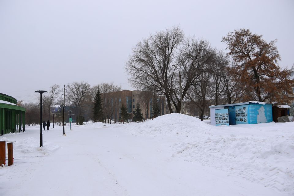 Бывший туалет в парке "Изумрудном"