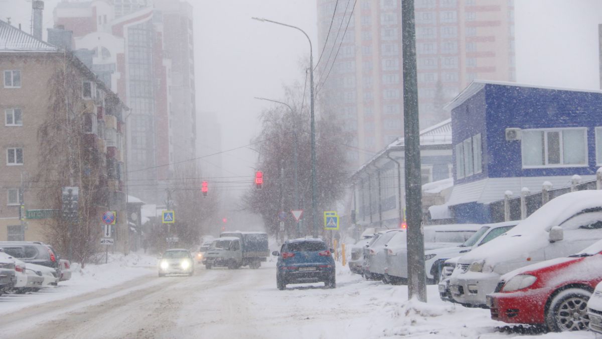 Погода в Барнауле, метель, зима