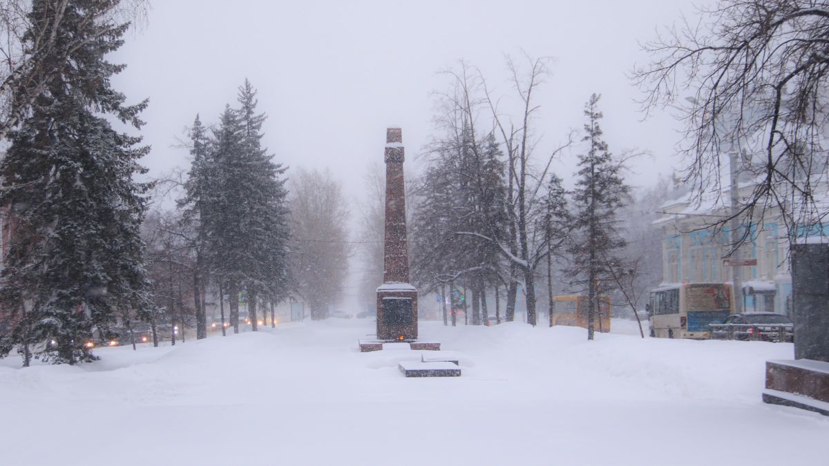 Погода в Барнауле, метель, зима