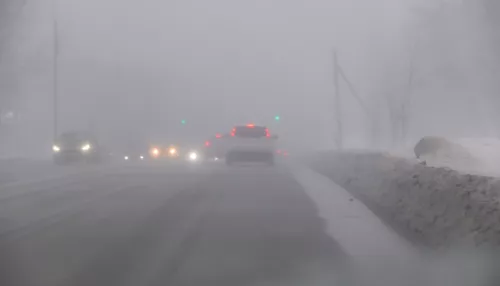 Ложная безопасность: какие дорожные ловушки поджидают водителей и пешеходов зимой?