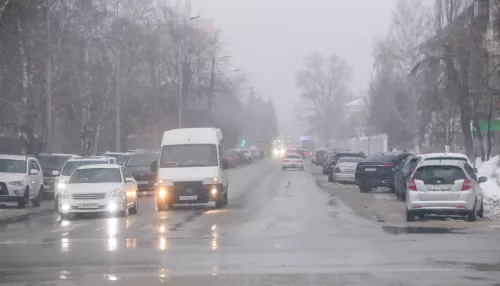 Промозглая и ветреная погода продолжает властвовать в Алтайском крае