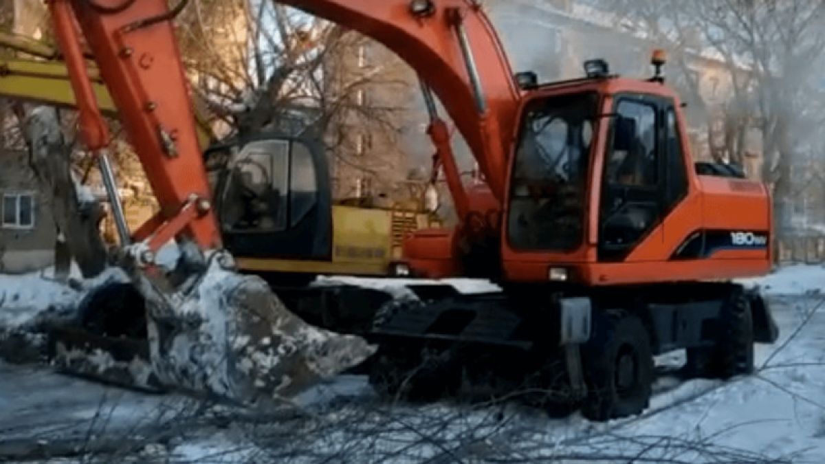 Когда устранят коммунальную аварию на Телефонной в Барнауле