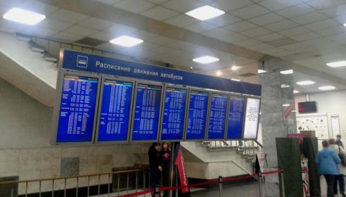 Количество отмененных 2 февраля рейсов автовокзала Барнаула увеличилось до 90