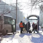 Жители бийского поселка не могут уехать домой из-за отсутствия автобусов