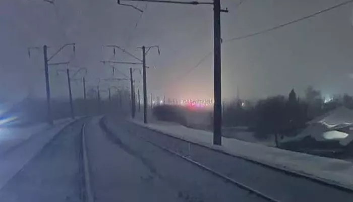 Поезд насмерть сбил мужчину в Заринске Алтайского края