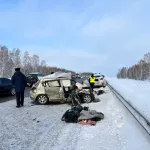 Появились фото с места смертельной аварии на бийской трассе