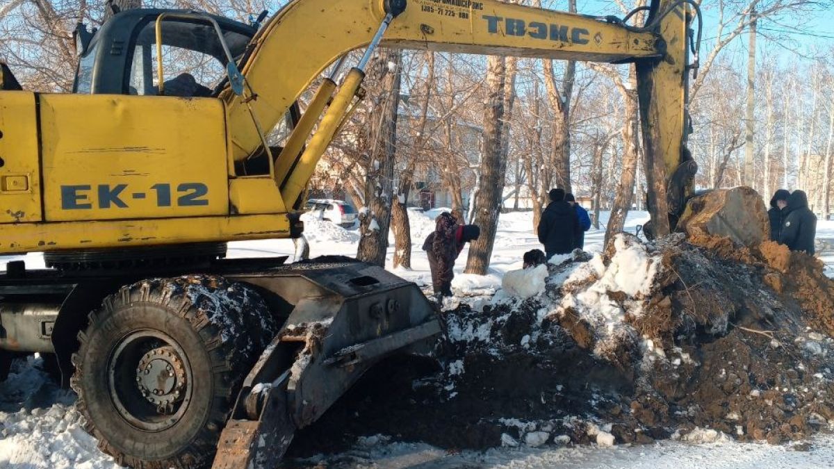 Устранение порывов на водопроводе в Славгороде