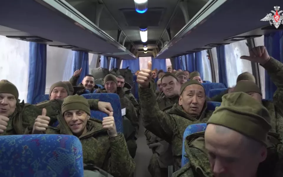 Россия и Украина начали обмен военнопленными 1000 на 1000