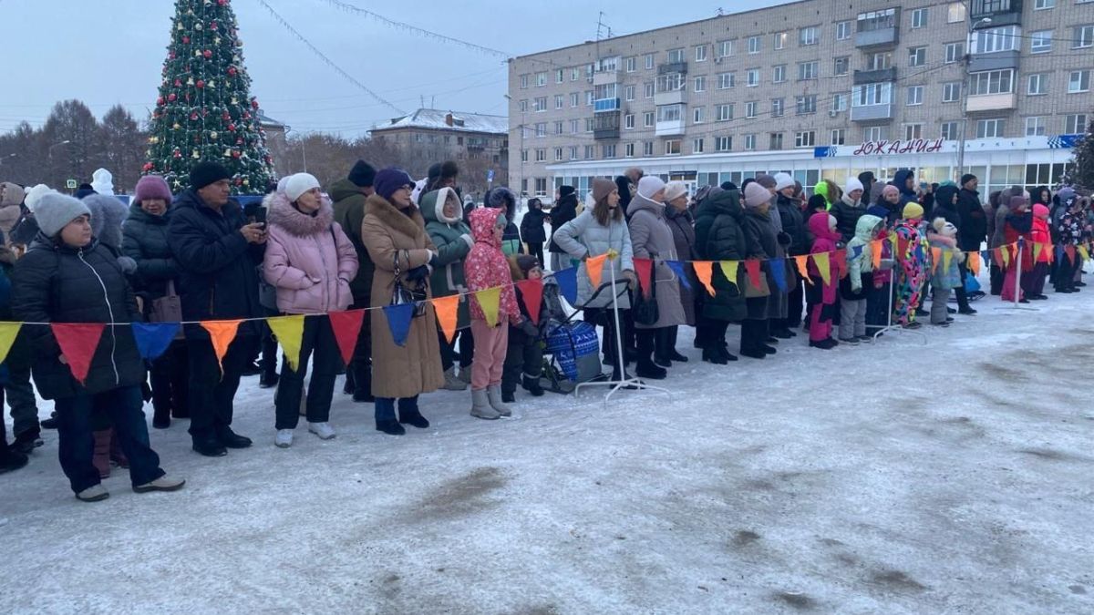 Новогодний концерт на площади ДК "Южный"