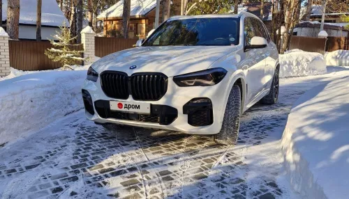 BMW X5 в бронепленке и керамике продают за 8,6 млн рублей в Барнауле. Фото