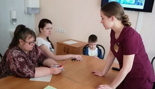 Школа для родителей детей с эпилепсией открылась в Барнауле