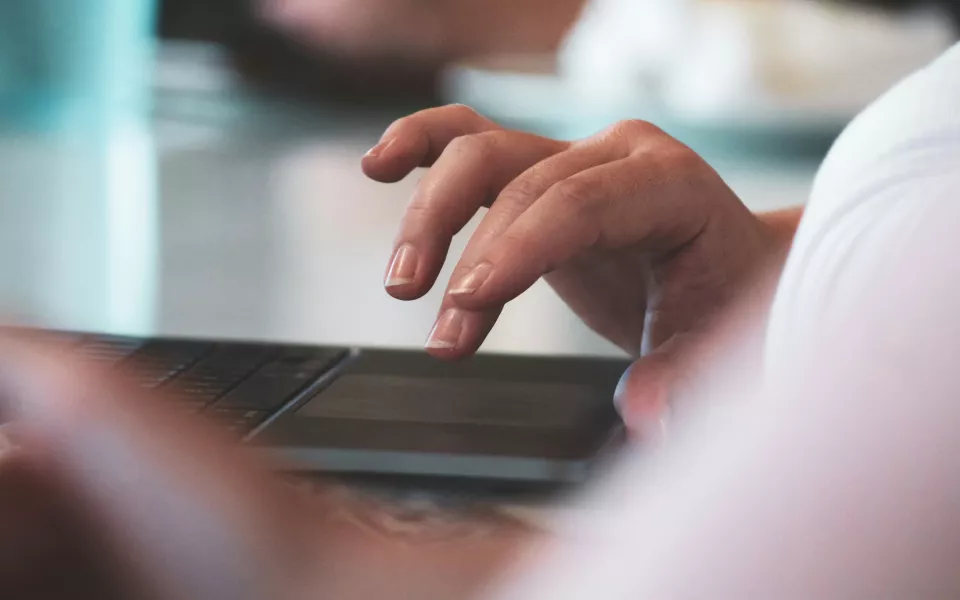 В МВД рассказали, как распознать созданные ИИ фейки