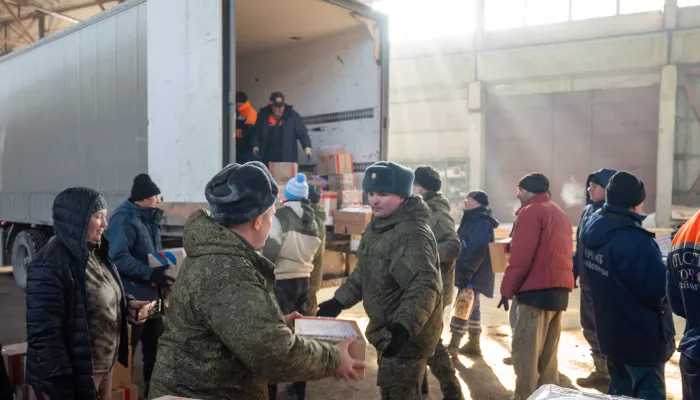 20 тонн гуманитарного груза отправили из Барнаула на передовую для поддержки бойцов СВО