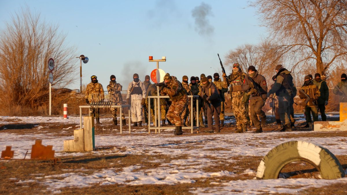 В Алтайском крае будут штрафовать компании, которые не берут в штат ветеранов боевых действий Полигон в Тоцком. Подготовка мобилизованных