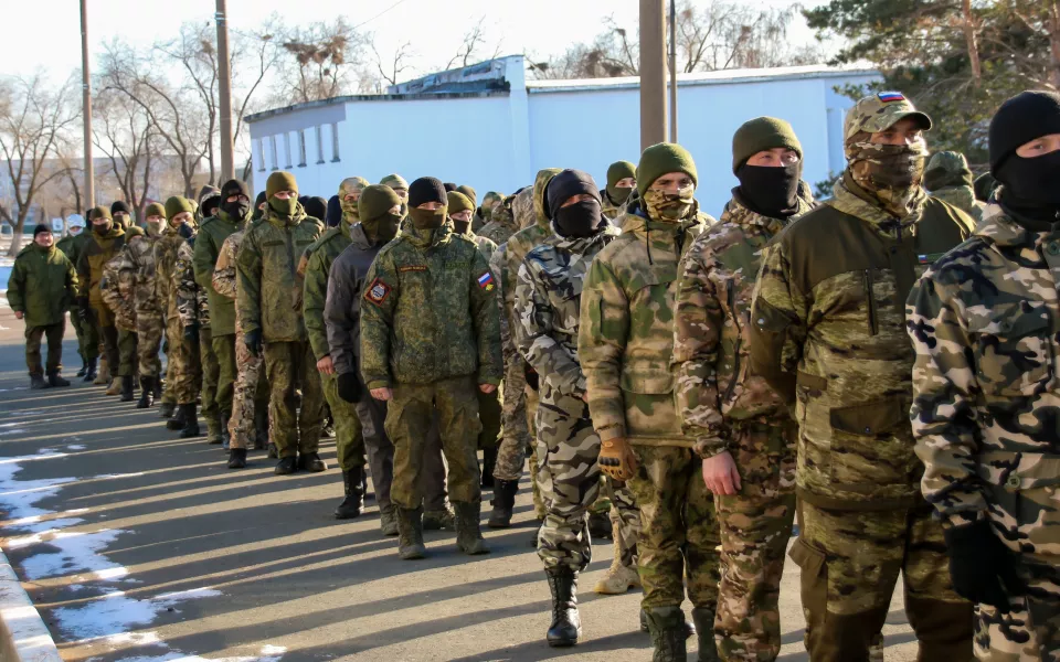 Городскую выплату контрактникам в Барнауле заменят на сертификат