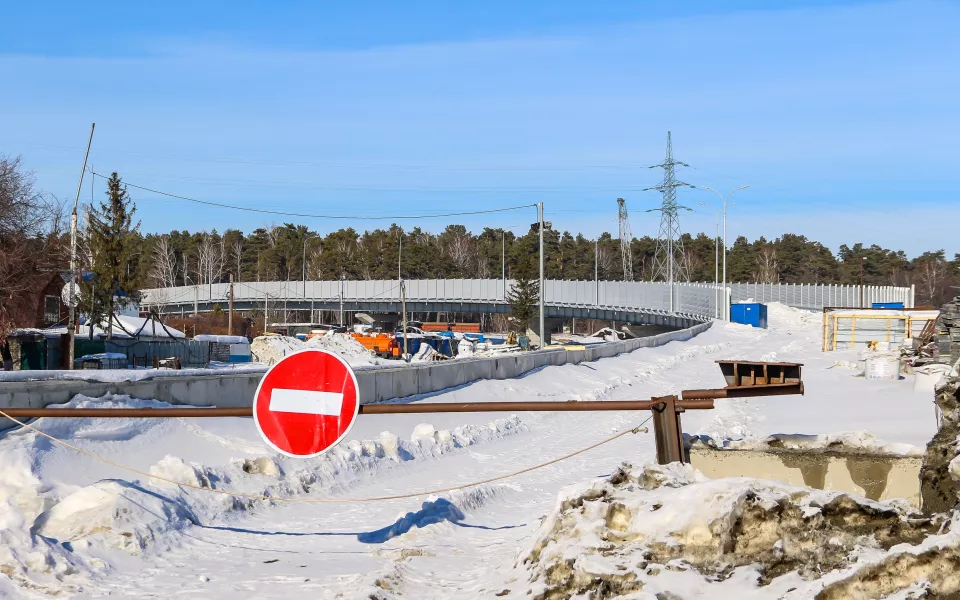 Экс-подрядчика барнаульской развязки вручную начали выводить из кризиса