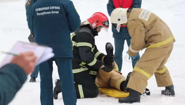 В Республике Алтай прошли состязания среди пожарных