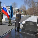 2 тысячи боевиков против 90 бойцов ВДВ. В Барнауле почтили память героев-десантников