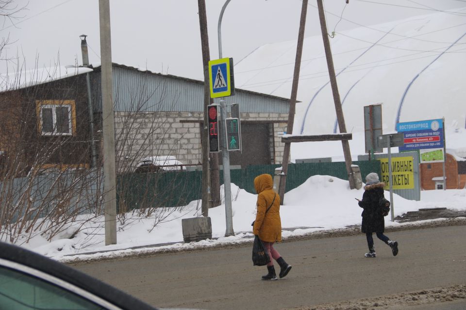 Новый светофор на улице Власихинской 