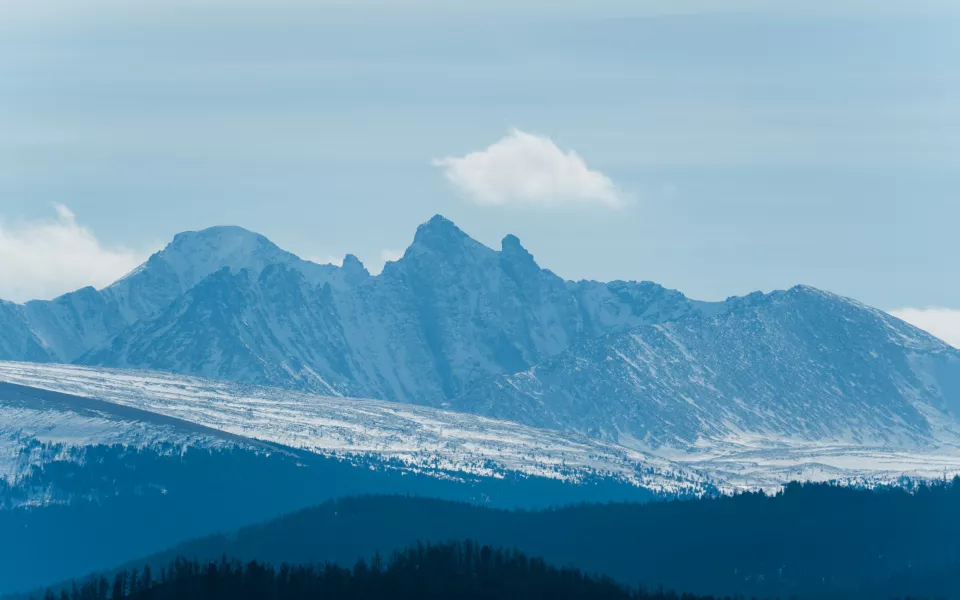 Древняя святыня: как выглядит природный парк Уч-Энмек в Горном Алтае. Фоторепортаж