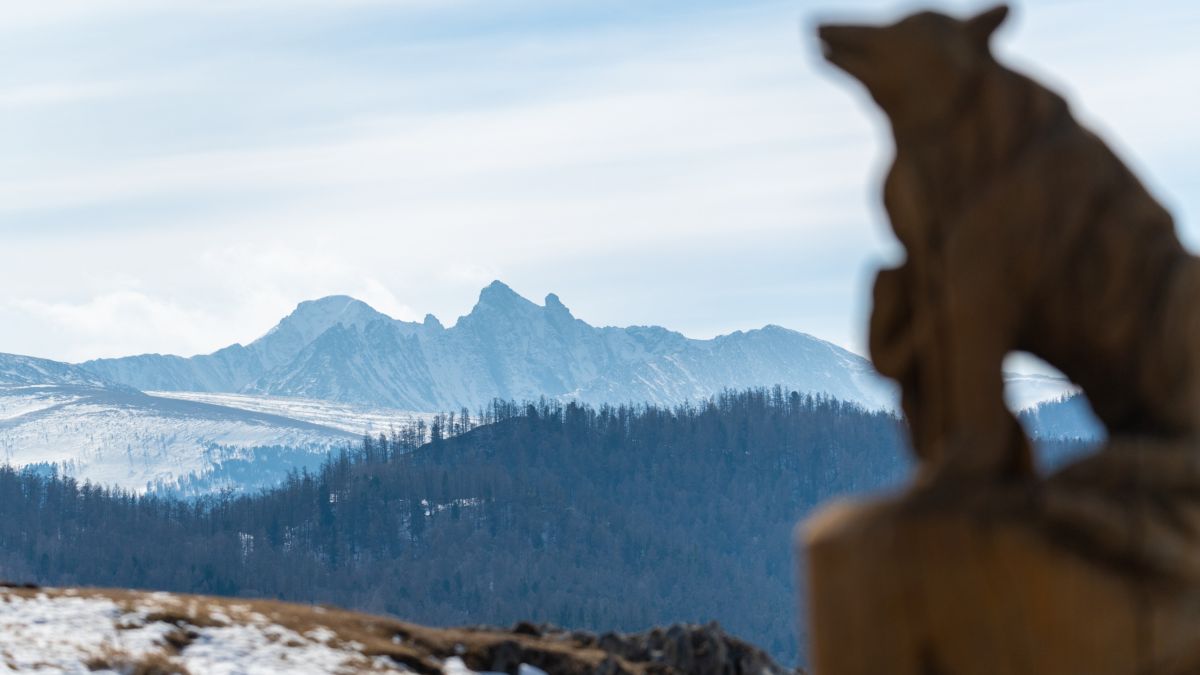 Гора Уч-Энмек