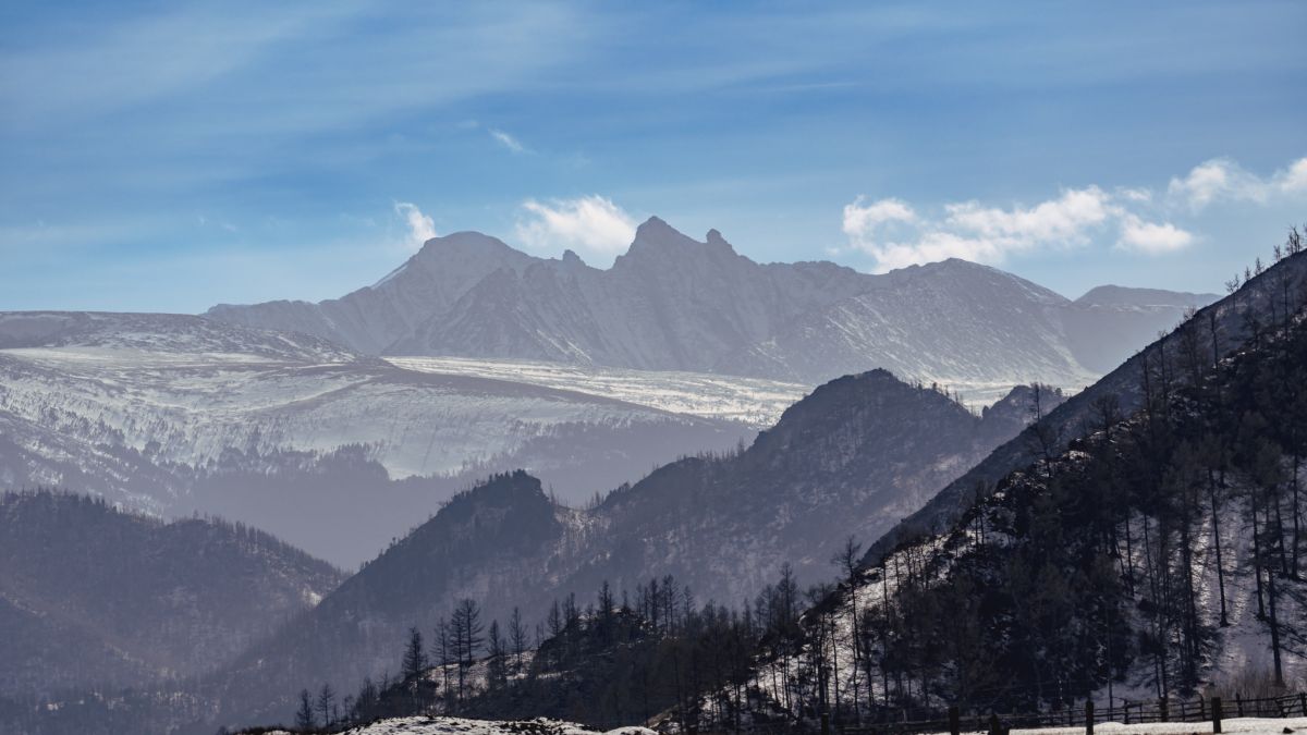 Гора Уч-Энмек