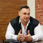 Райдер Басты, народность Shaman и охрана Крида: как проходят в Барнауле шоу звезд