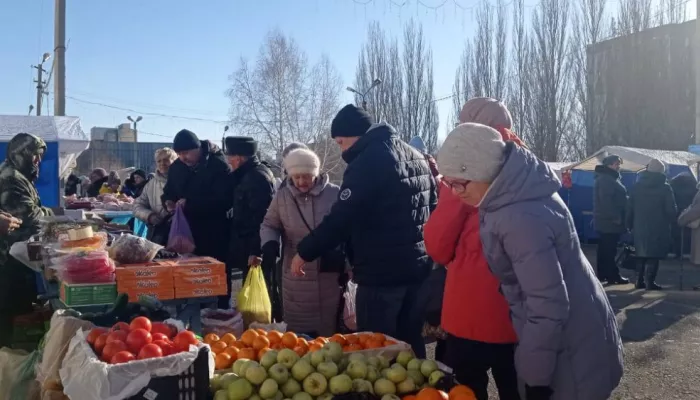 Барнаульцы закупились на субботних ярмарках более чем на 3 млн рублей