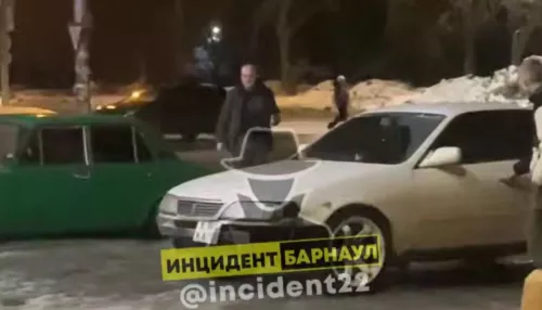 Барнаульцы пожаловались на мужчину, который пугал людей огнестрельным оружием