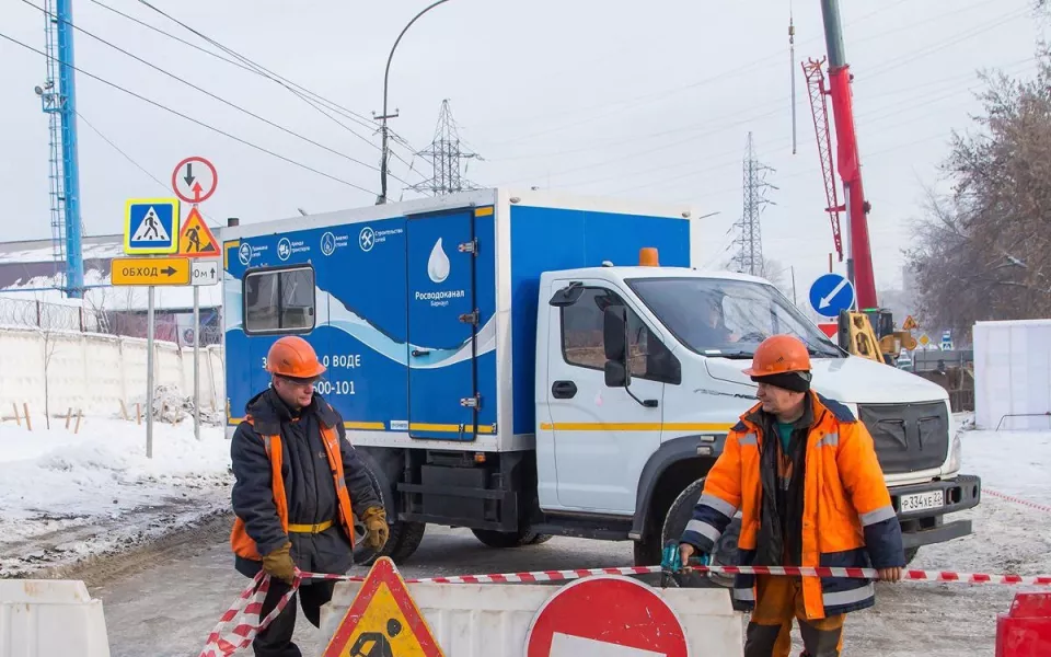 Сотни домов в Барнауле остались без холодной воды из-за коммунальной аварии