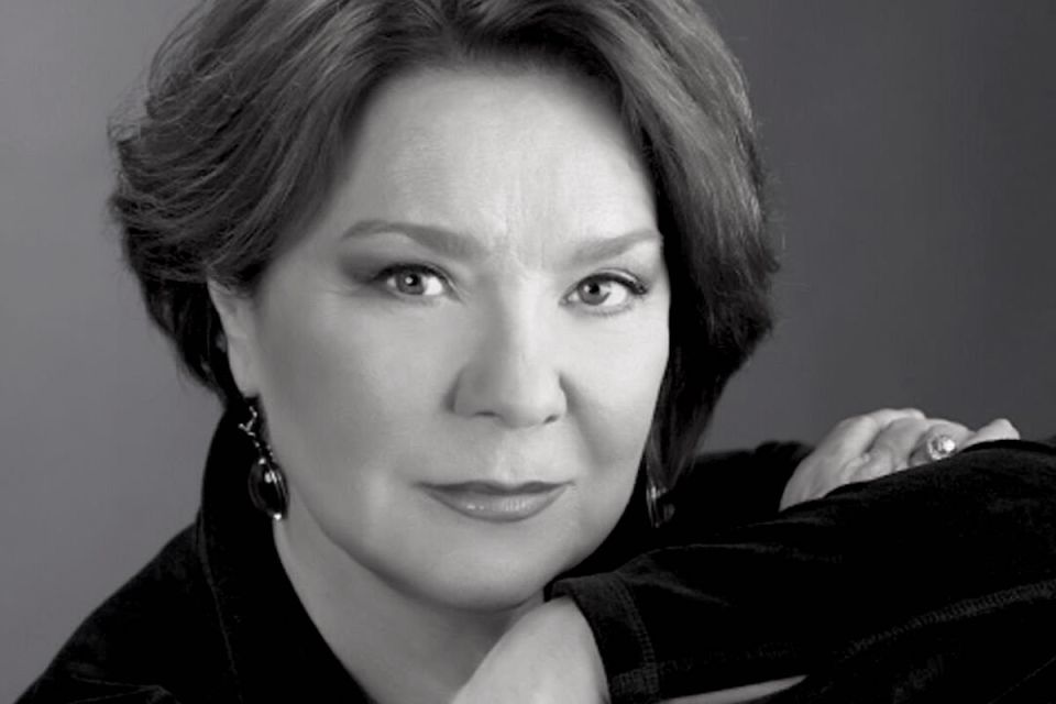 Лариса Голубкина 