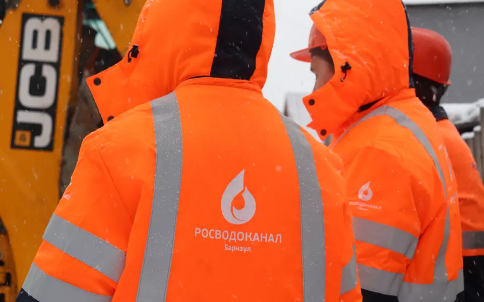 Сотня частных домов осталась без холодной воды из-за коммунального ЧП в Барнауле