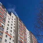 В Барнауле загорелась квартира на 15-м этаже высотки