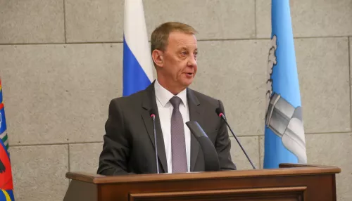 Глава Барнаула выступает с отчетом о работе городской администрации за год