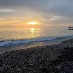 Вспышки в небе и зарево: в курортных Сочи и Туапсе раздались взрывы
