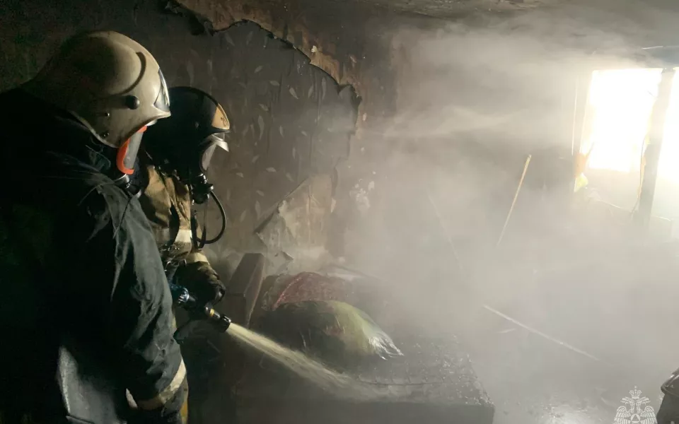 В алтайском селе мужчину нашли мертвым в сгоревшей квартире