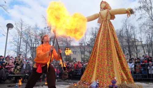 Конкурс чучел, блины и игры: Как в Барнауле будут праздновать Масленицу?