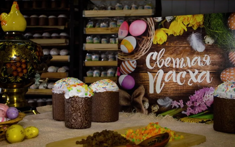 Алтайские предприятия испекут к Пасхе четверть миллиона куличей