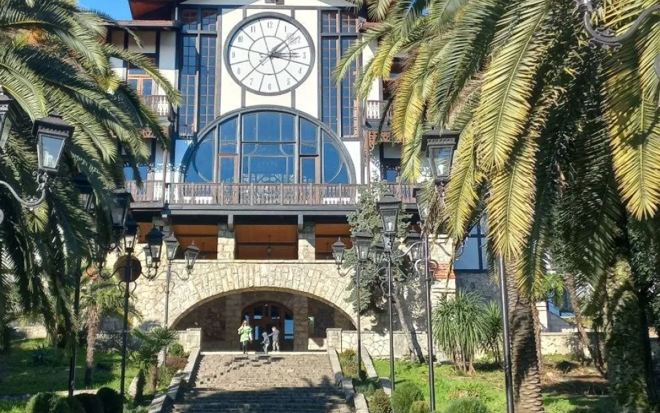 Есть все возможности: Абхазию хотят сделать круглогодичным курортом