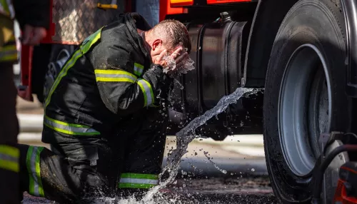 С Днем спасателя! Искренние и душевные поздравления с праздником в стихах и прозе