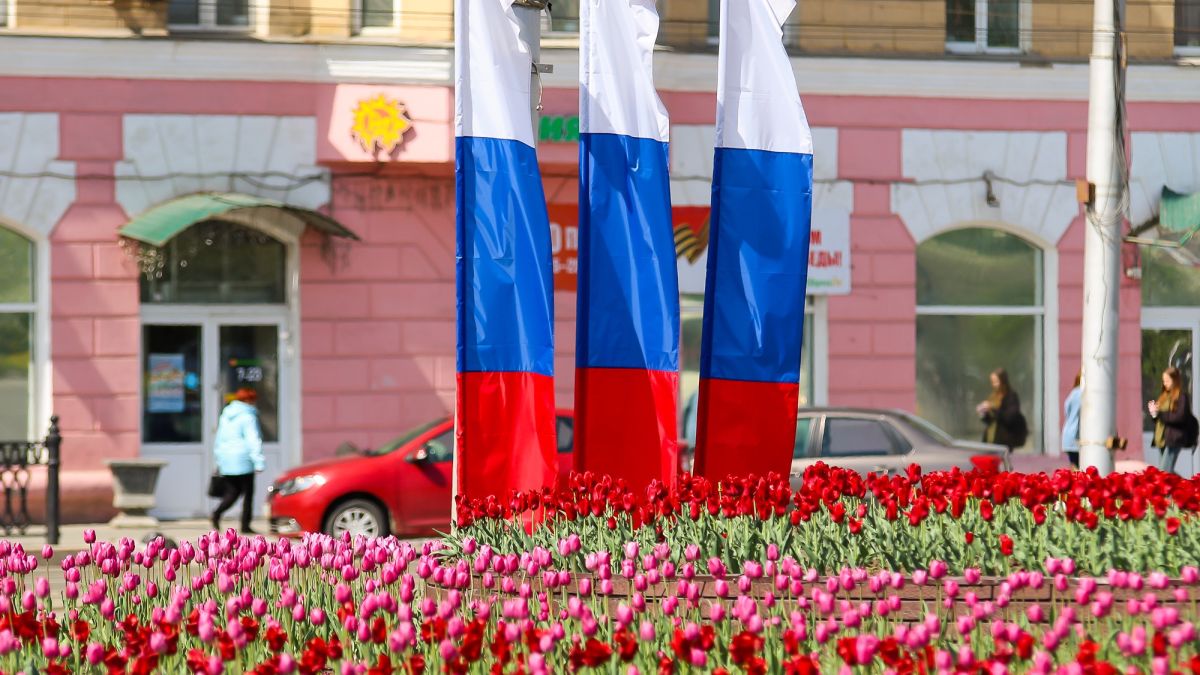 Барнаул. Весна. Погода. Тюльпаны