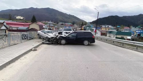 Водитель устроил пьяное ДТП в Горном Алтае, два человека пострадали