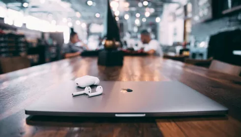 Аналитики назвали самые востребованные профессии в Алтайском крае в октябре