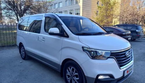 Hyundai в бизнес-комплектации и бронепленке продают за 3,6 млн в Горно-Алтайске