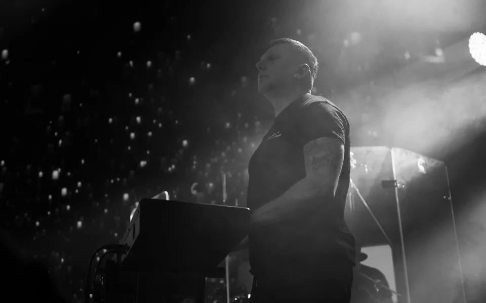 Музыкант из команды певицы МакSим Дмитрий Иванов умер в 41 год