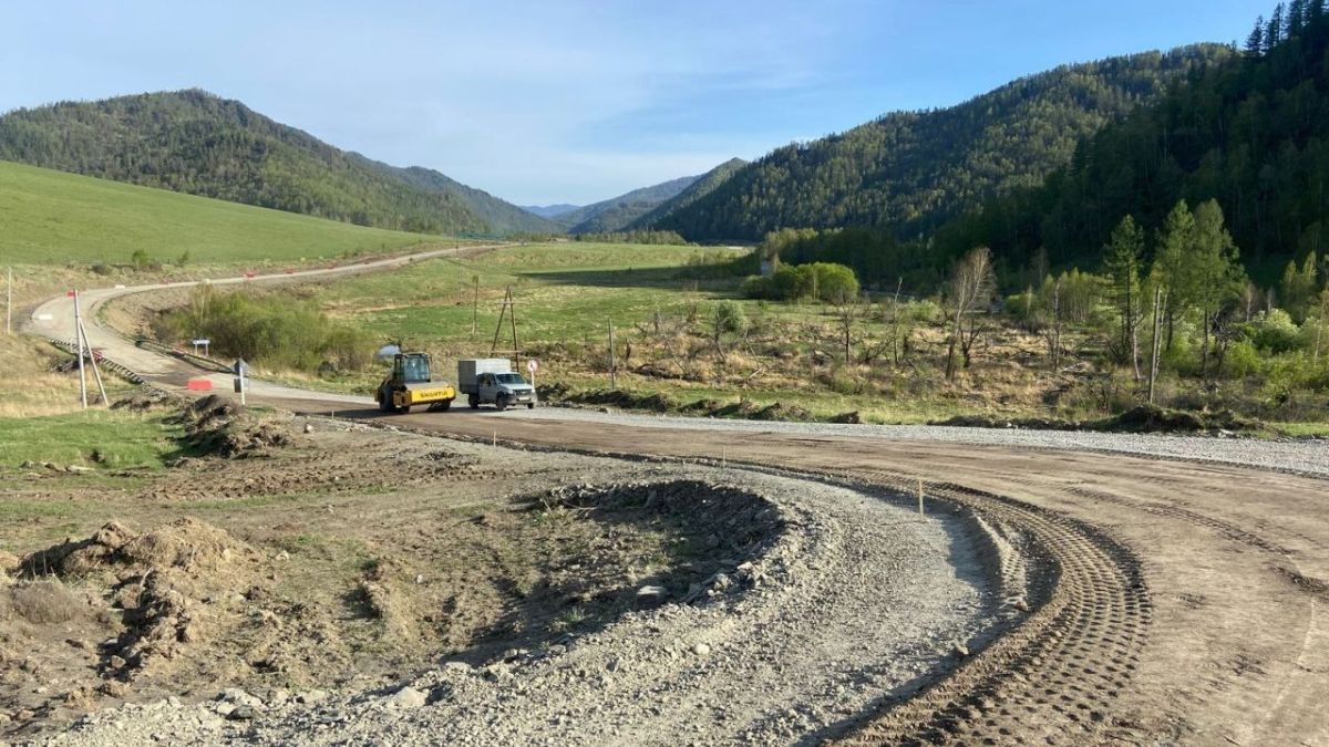 Обновление дорог в Республике Алтай