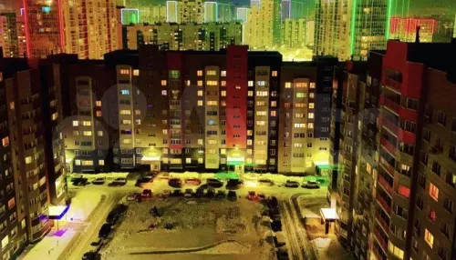 Двушку с бонусным балконом продают в Барнауле за 6,4 млн рублей. Фото