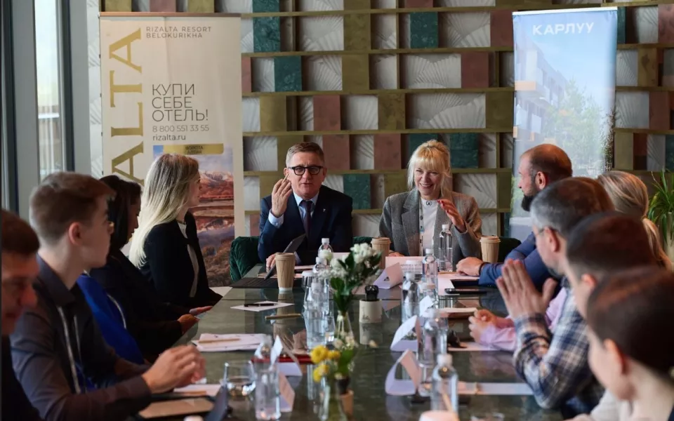 Алтай зовет: состоялся диалог власти и бизнеса на форуме ALTAI REALESTAT