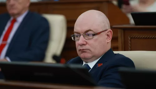 Депутат АКЗС предложил сделать из квартиры Ларисы Долиной музей о мошенниках