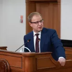 Отчет губернатора: о чем расскажет Виктор Томенко на сессии АКЗС. Основные тезисы
